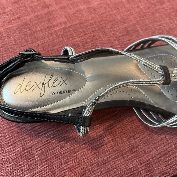 Dexflex By Dexter Women’s Cushioned Black & Silver Strappy Sandals Size 8 EUC - Picture 7 of 10